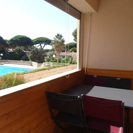 Appartamento Appartement Hyères, 3 pièces, 4 personnes - FR-1-335-142 *